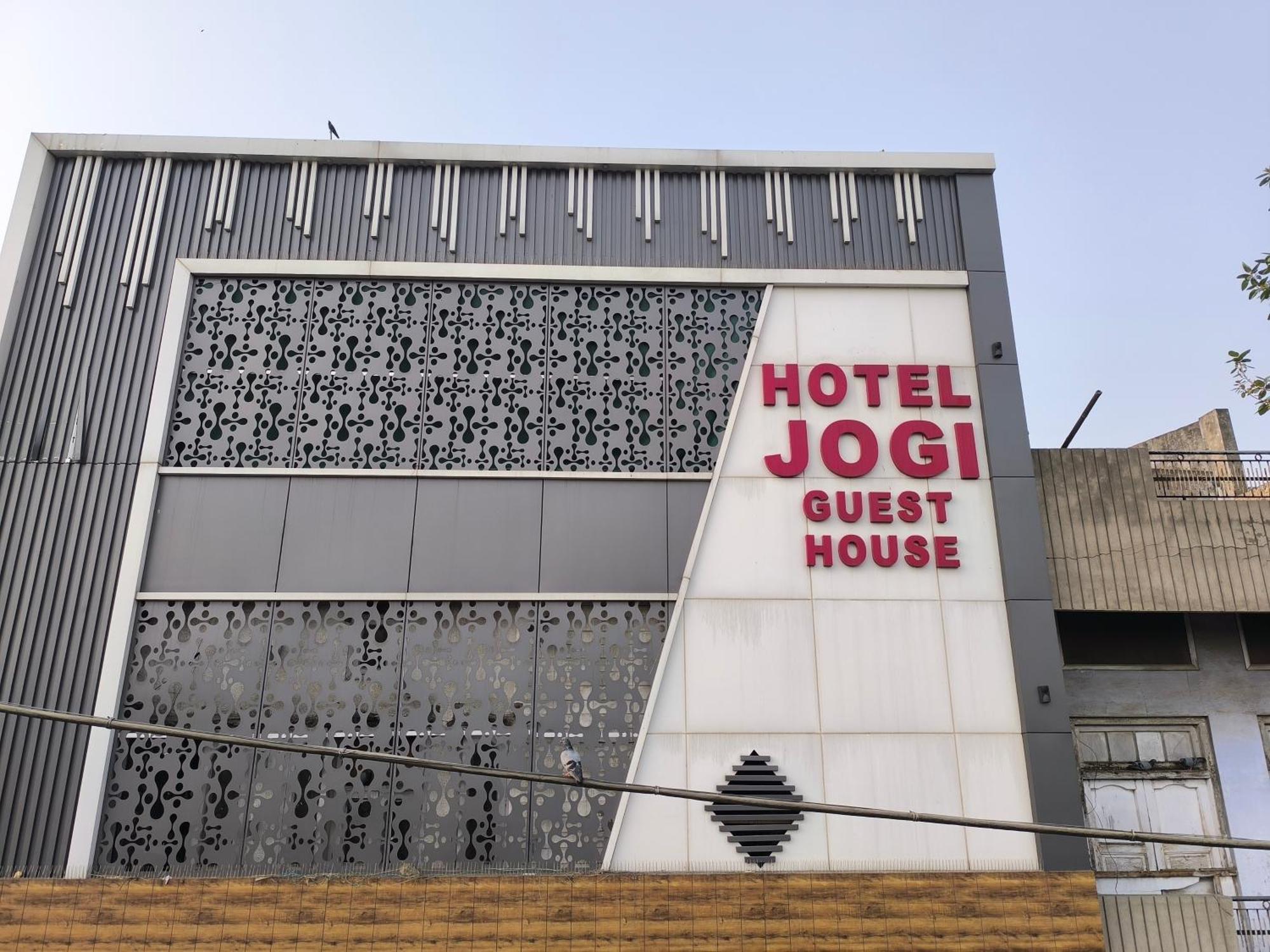 Hotel Jogi Guest House Welcome All Families, Friends, Groups, Couples, Singles Fully Airconditioner, Attach Washrooms, Lift, Wifi, 24 Hours Room Service, Power Backup Amritsar Exterior foto