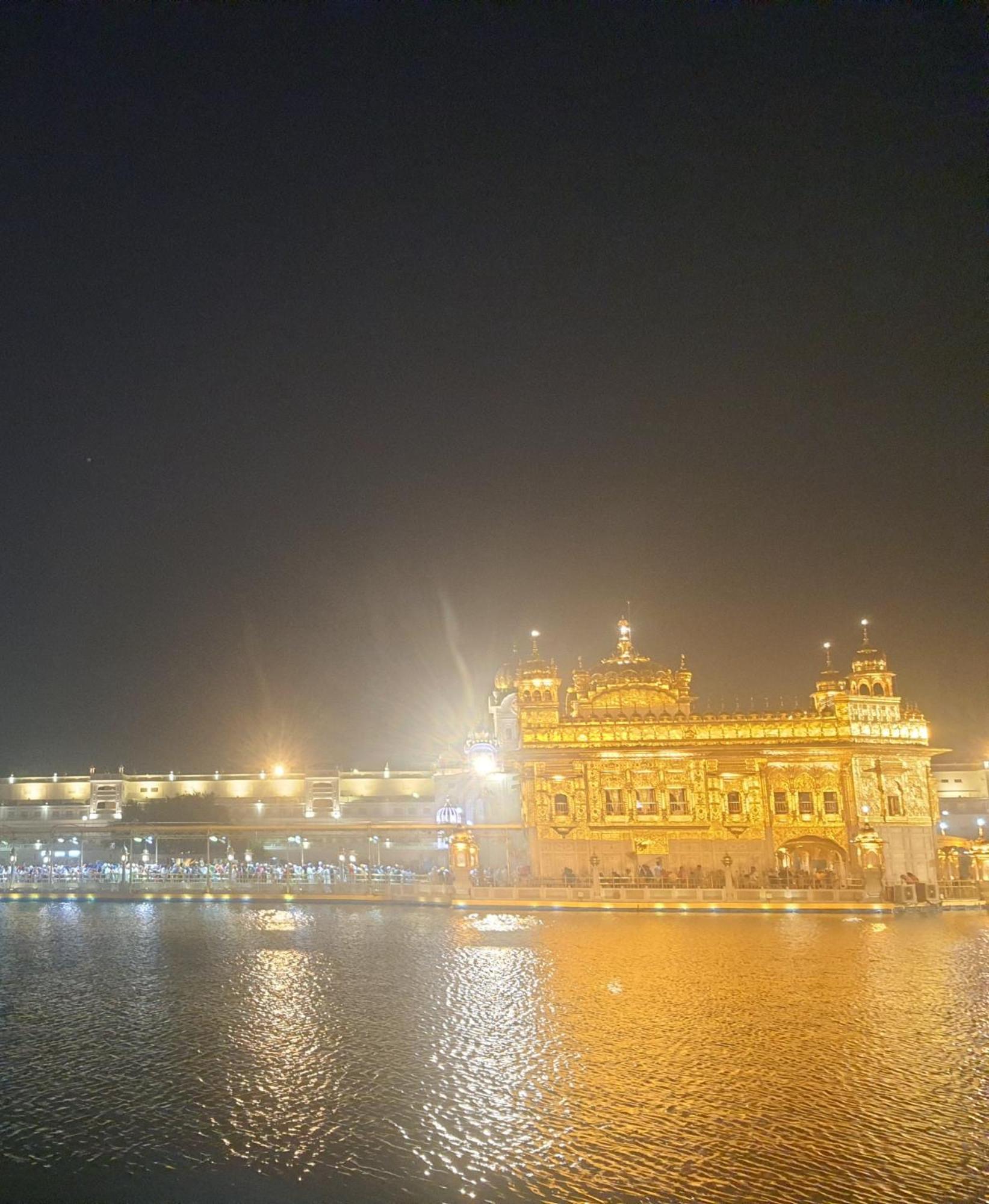 Hotel Jogi Guest House Welcome All Families, Friends, Groups, Couples, Singles Fully Airconditioner, Attach Washrooms, Lift, Wifi, 24 Hours Room Service, Power Backup Amritsar Exterior foto